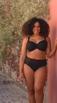 WonderFully Full Cup Bra Black &pound;36, Wonderfully Short Black &pound;19